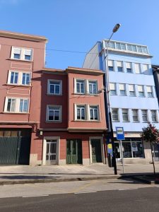Edificio Residencial en Venta en Catabois (Ferrol): Oportunidad de Inversión con Alta Rentabilidad